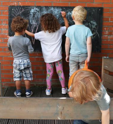 Spelenderwijs leren en ontwikkelen op de peuterplusgroep